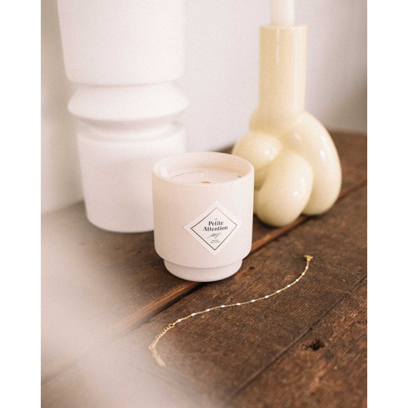 La petite attention Bougie avec Collier Doré