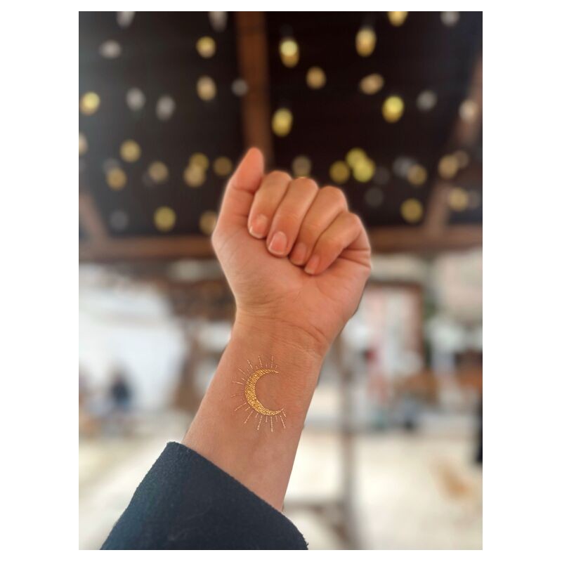 Lune dorée de 5 Tattoos