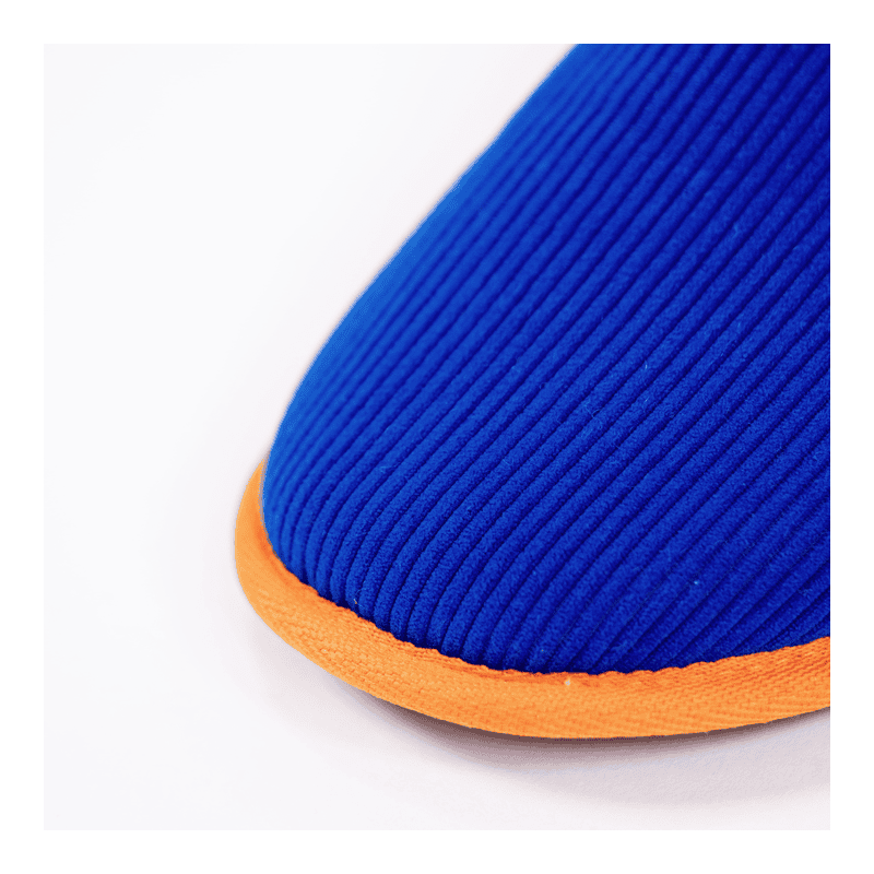 Pantoufles - velour cotelé Bleu electrique