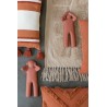 Maurice en TRIO Entendre/Voir/Se Taire Terracotta