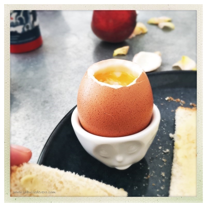 Duo de Coquetiers humeur bisou et rêveur