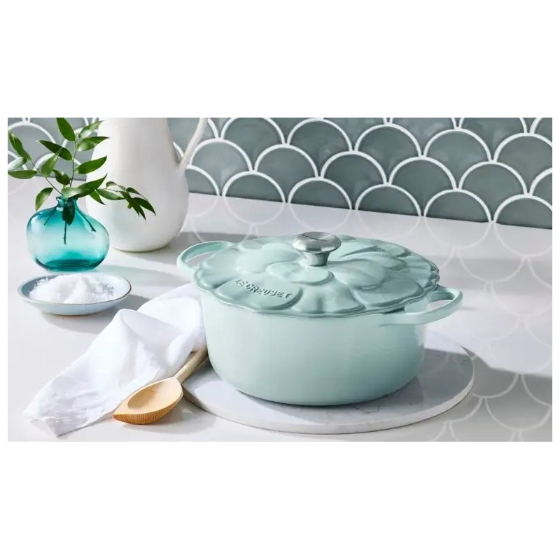 Cocotte ronde Pétales en fonte émaillée Ø 26 cm