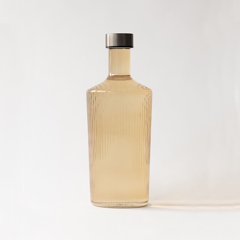 Bouteille en verre design avec bouchon /Carafe