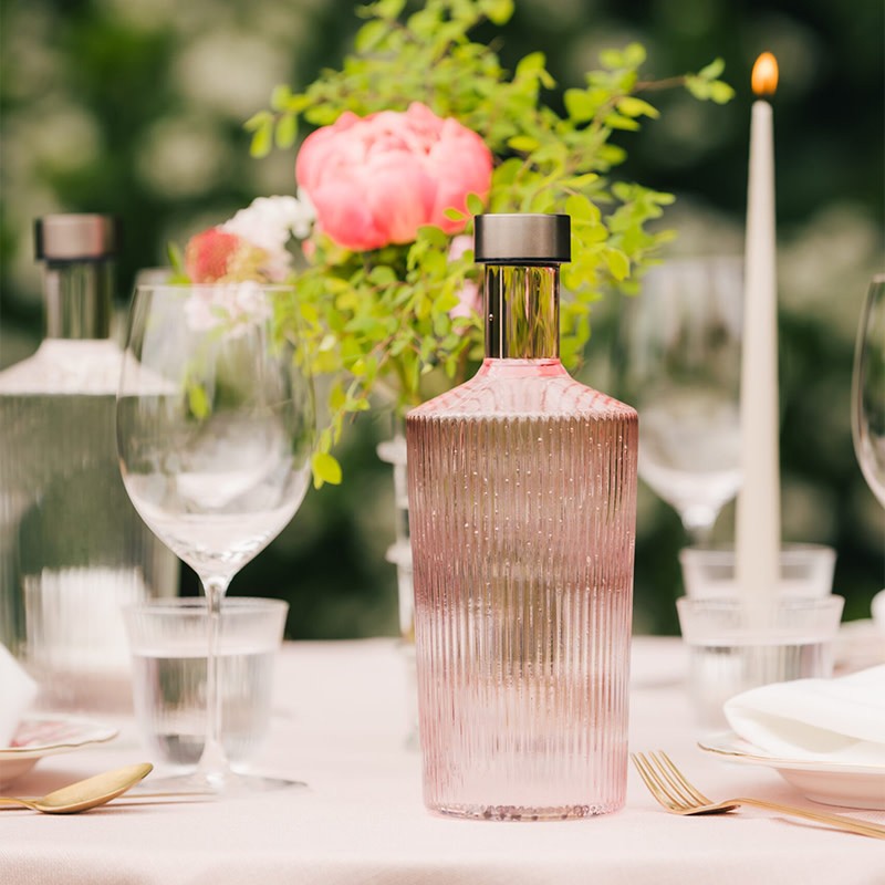 Bouteille en verre design avec bouchon /Carafe
