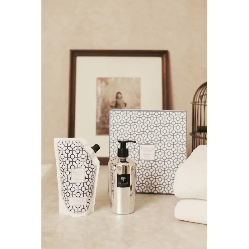 Gentlemen in Silver coffret cadeau edition Noel Gel lavant + bouteille