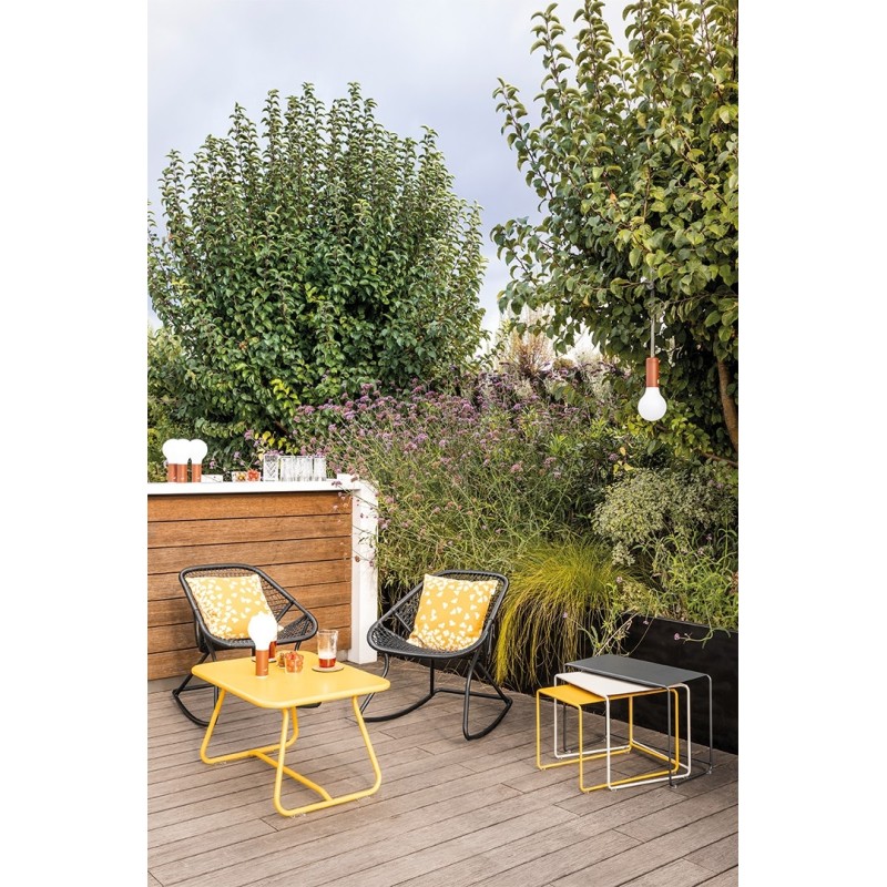 OULALA Set de 3 tables gigognes Carbone/ Gris argile/ Miel